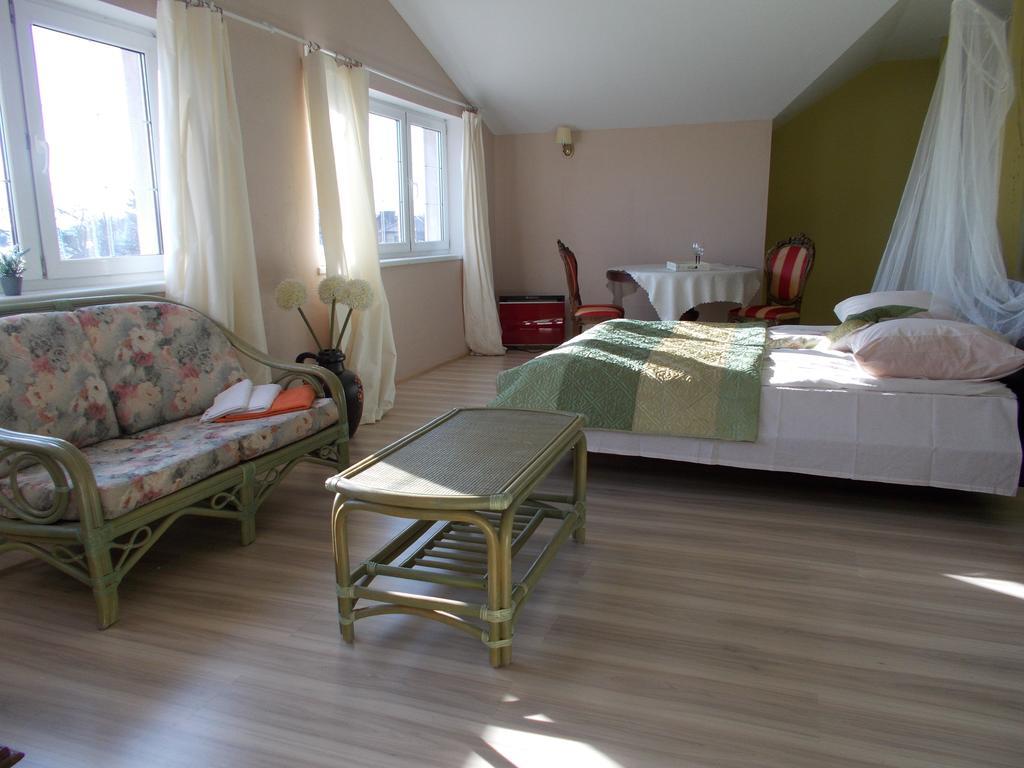 Bolimowianka Acomodação com café da manhã Quarto foto